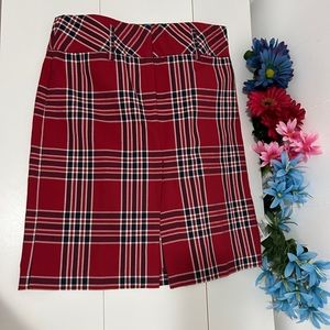 Plaid skirt. Size 4.